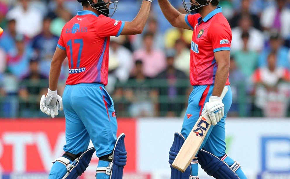 জানুয়ারির তিন লিগ, একটা এনওসি: ফ্র্যাঞ্চাইজি ক্রিকেটে এখন ফর্ম নয়, সময়সীমাই আসল তারকা
